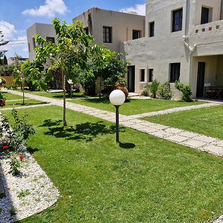 Creteco Hotel & Suites Gournes Gouvon Екстер'єр фото