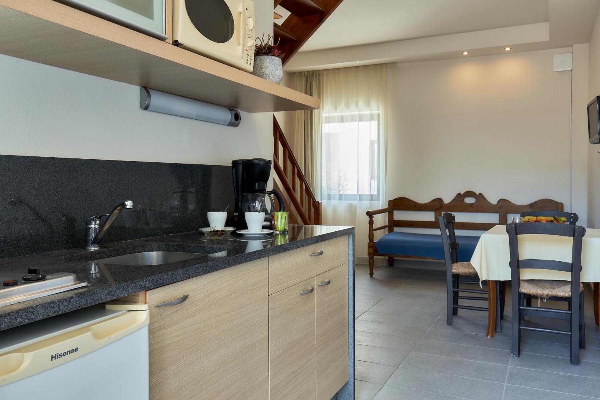 Creteco Hotel & Suites Gournes Gouvon Екстер'єр фото