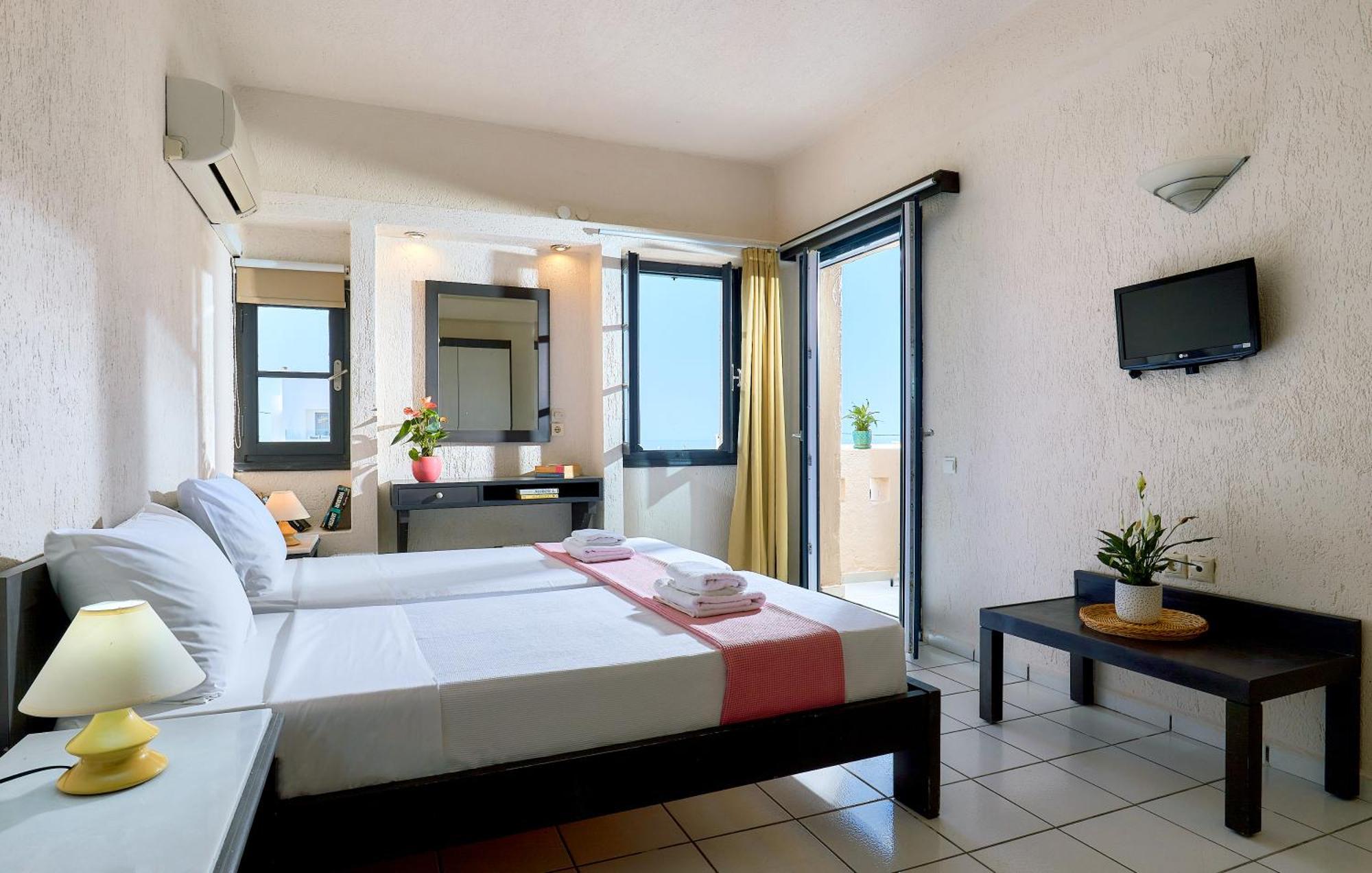Creteco Hotel & Suites Gournes Gouvon Екстер'єр фото