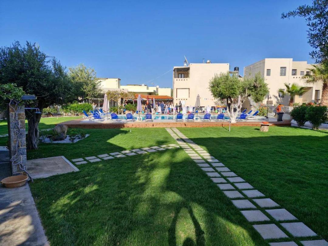 Creteco Hotel & Suites Gournes Gouvon Екстер'єр фото