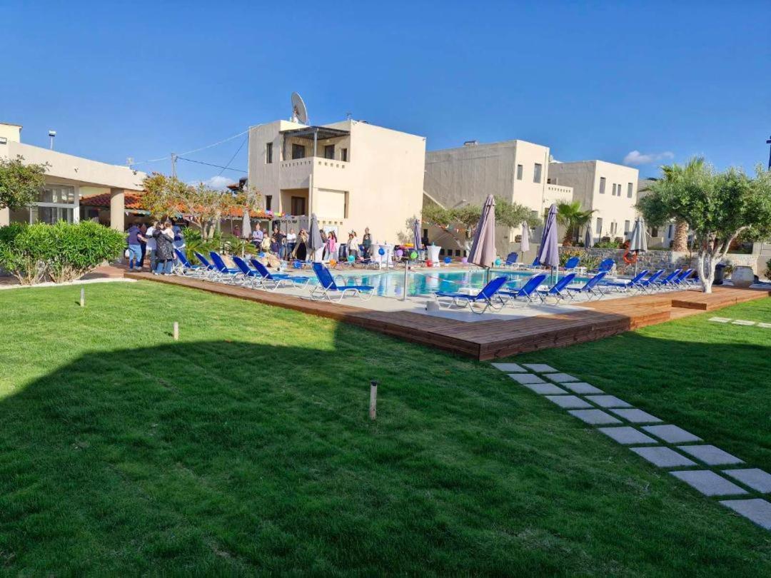 Creteco Hotel & Suites Gournes Gouvon Екстер'єр фото